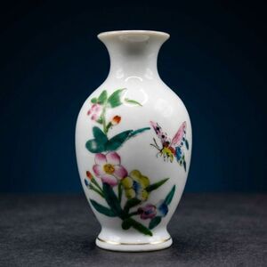 Vintage Chinese Miniature Porcelain Vase 4" Colorful Floral Butterfly Gold Trim